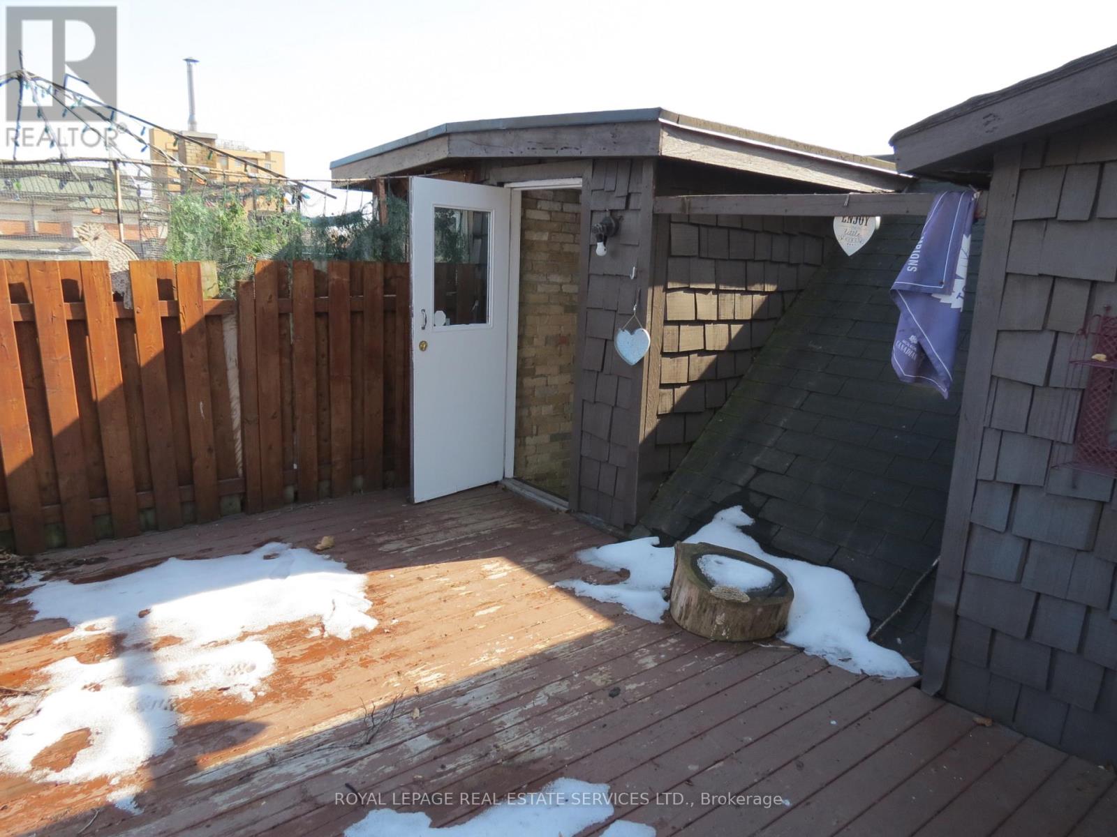 Unit 4 - 1392 King Street W, Toronto, Ontario  M6K 1H5 - Photo 12 - W12660352