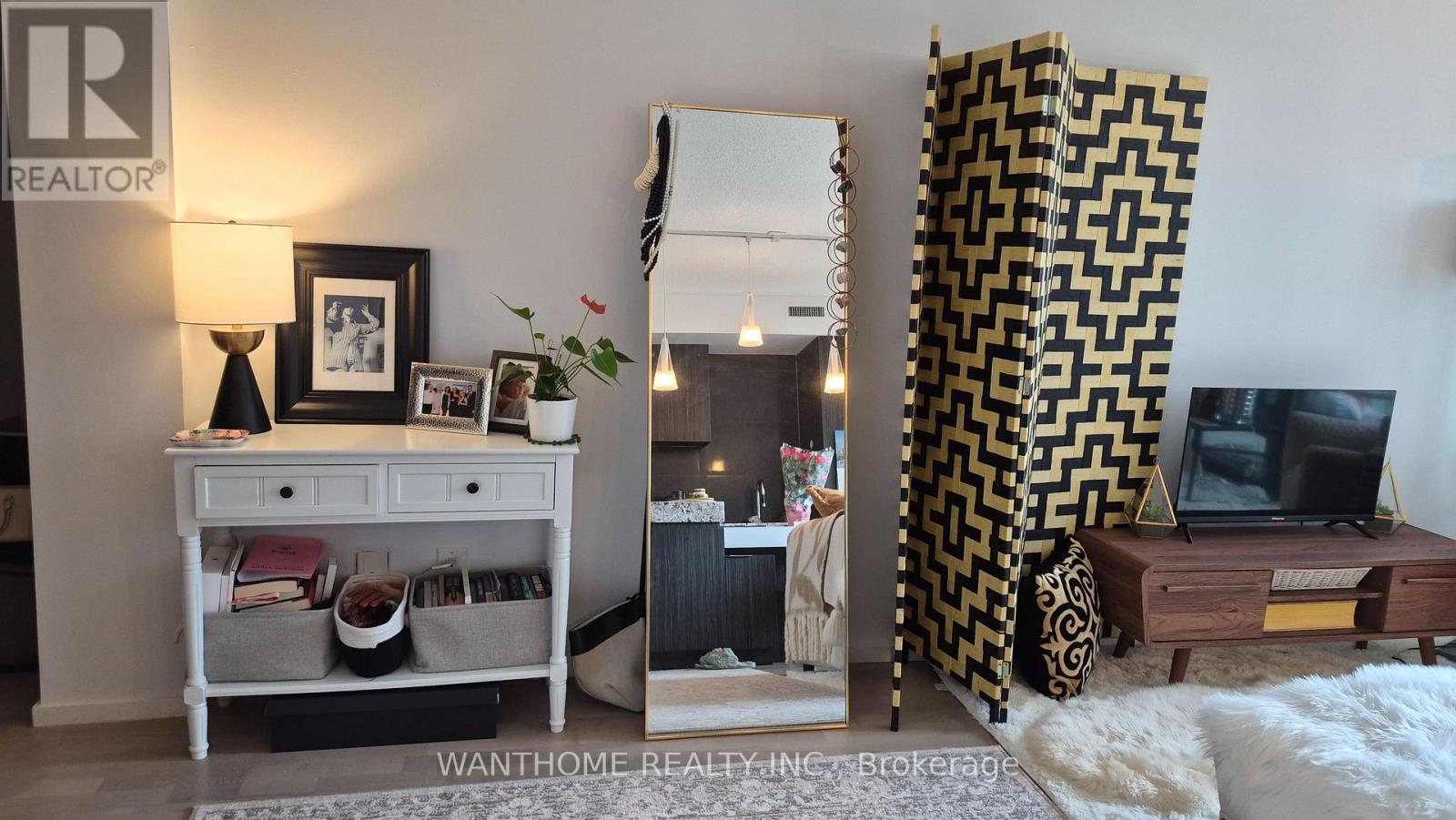 1408 - 101 Charles Street E, Toronto, Ontario  M4Y 0A9 - Photo 4 - C12707496