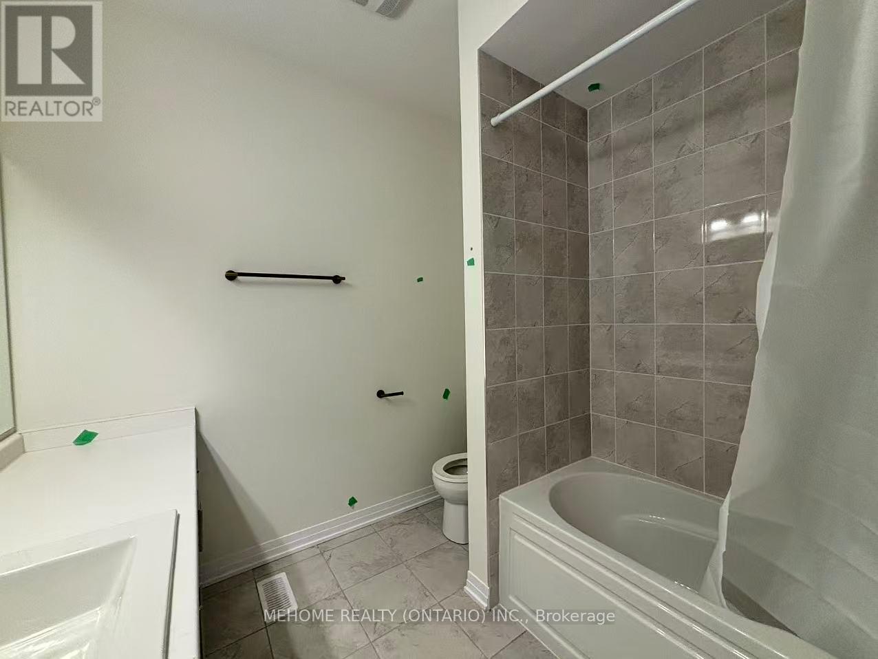 80 Millman Lane, Richmond Hill, Ontario  L4E 3R9 - Photo 14 - N12707498