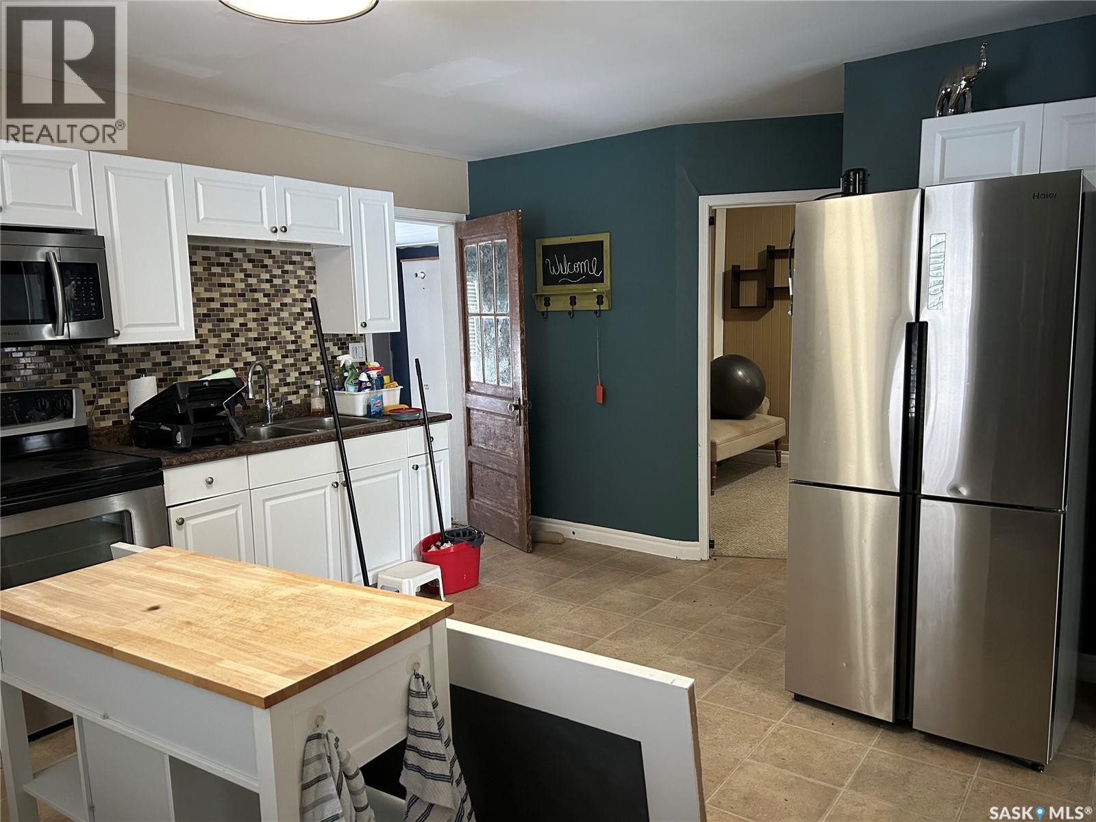 510 Bangor Avenue, Viscount, Saskatchewan  S0K 4M0 - Photo 9 - SK026364