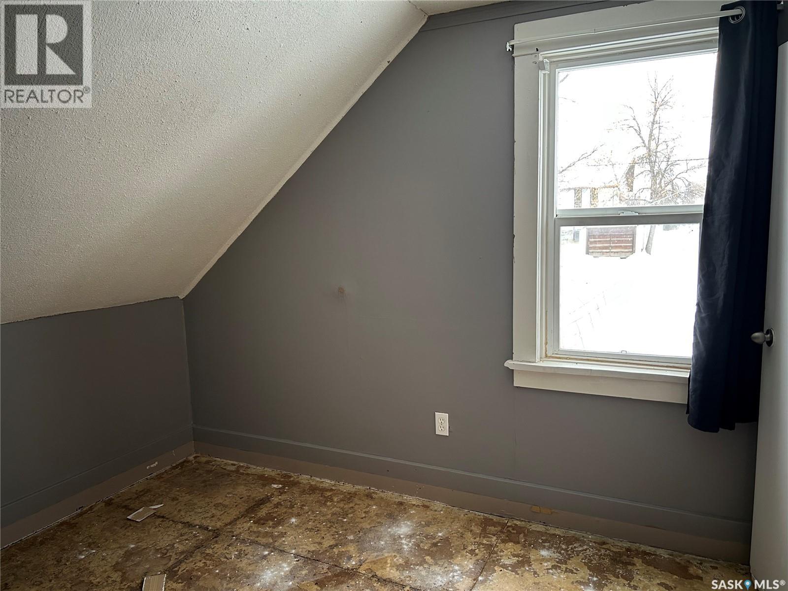 510 Bangor Avenue, Viscount, Saskatchewan  S0K 4M0 - Photo 15 - SK026364