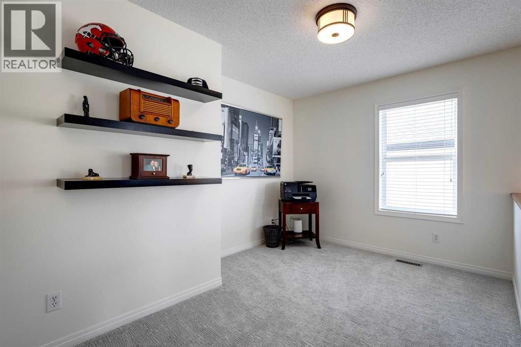 15 Copperfield Close Se, Calgary, Alberta  T2Z 4L2 - Photo 18 - A2278371