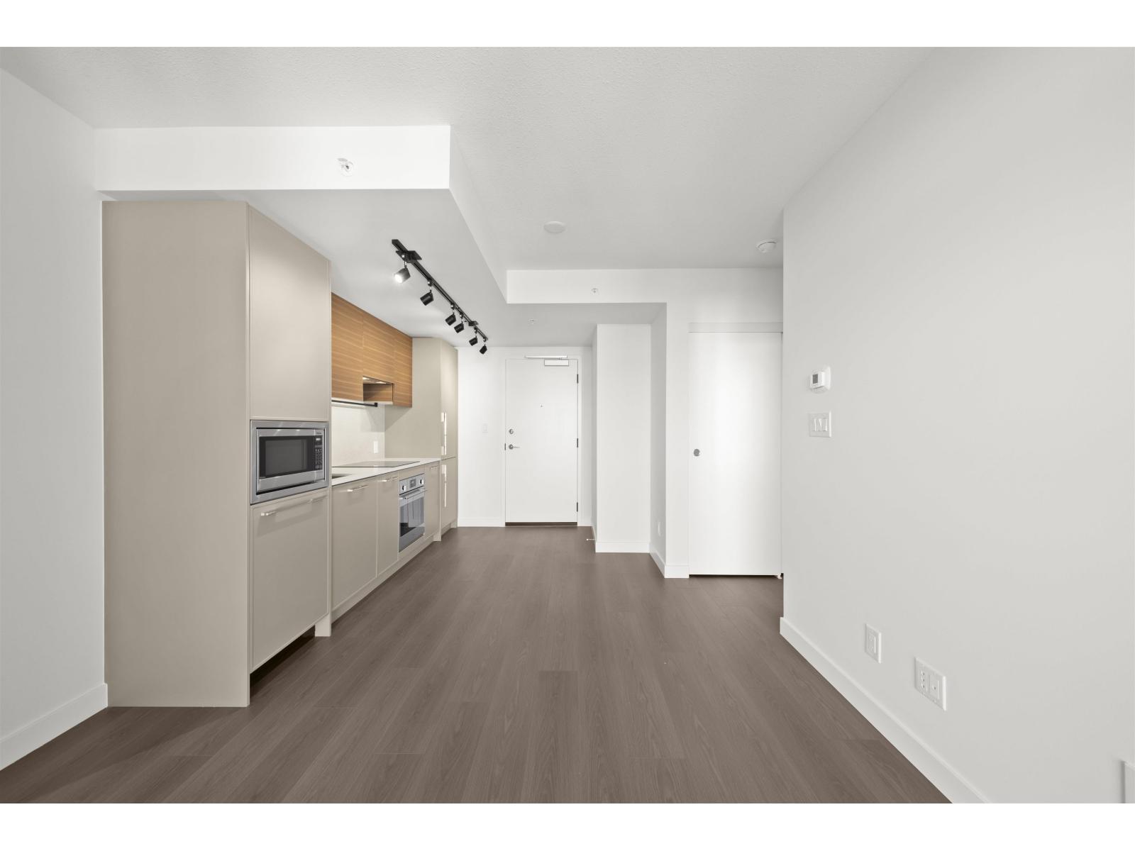 3606 13745 George Junction, Surrey, British Columbia  V3T 4Y3 - Photo 11 - R3078269