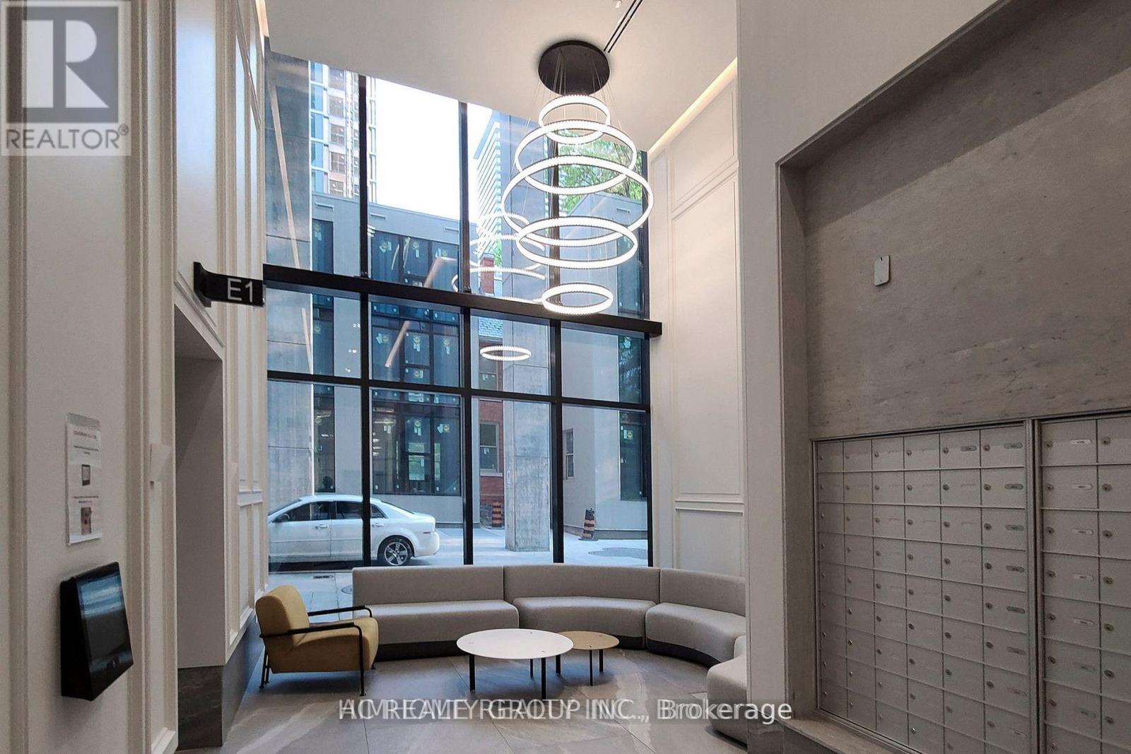 1816 - 1 Gloucester Street, Toronto, Ontario  M4Y 1L8 - Photo 4 - C12707536