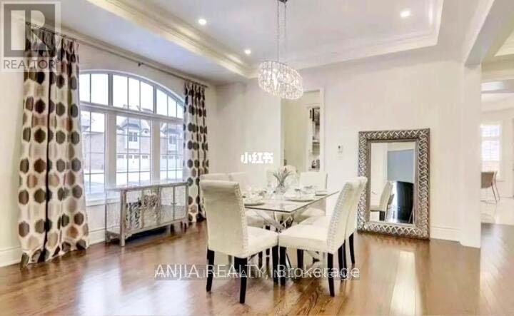 158 Hurst Avenue, Vaughan, Ontario  L6A 4Y6 - Photo 3 - N12707524