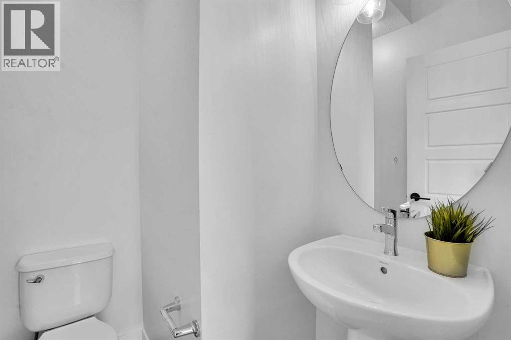 131 Lucas Boulevard, Calgary, Alberta  T3P 1H9 - Photo 20 - A2272583