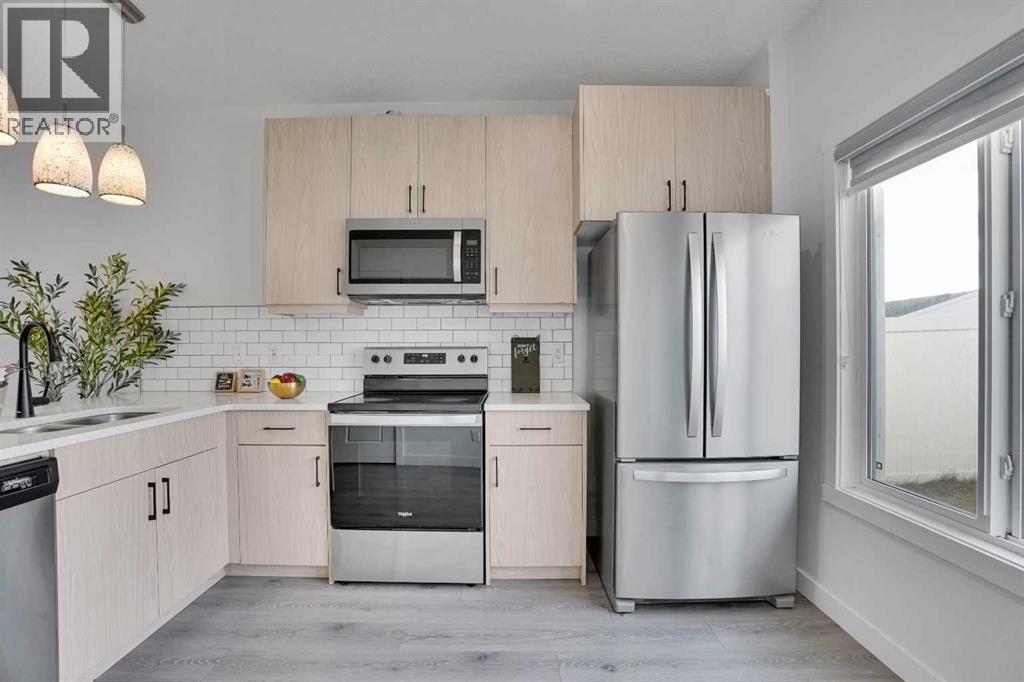 131 Lucas Boulevard, Calgary, Alberta  T3P 1H9 - Photo 10 - A2272583