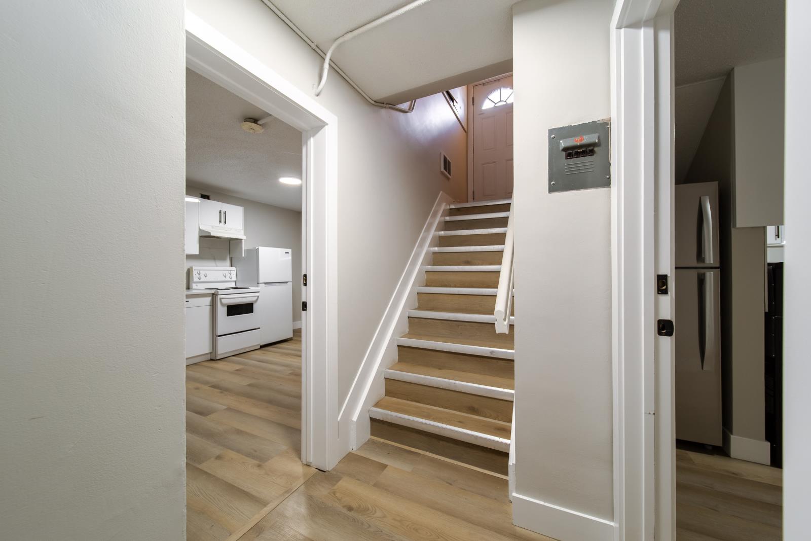 6418  132 Avenue, Edmonton, Alberta  T5A 0J8 - Photo 0 - 43688587