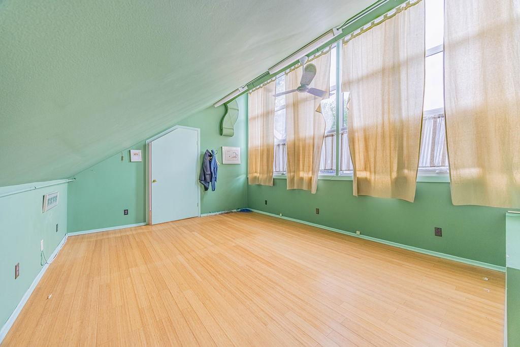 9865 85 Avenue, Edmonton, Alberta T6E 2J5 - Photo 45 - 43688833