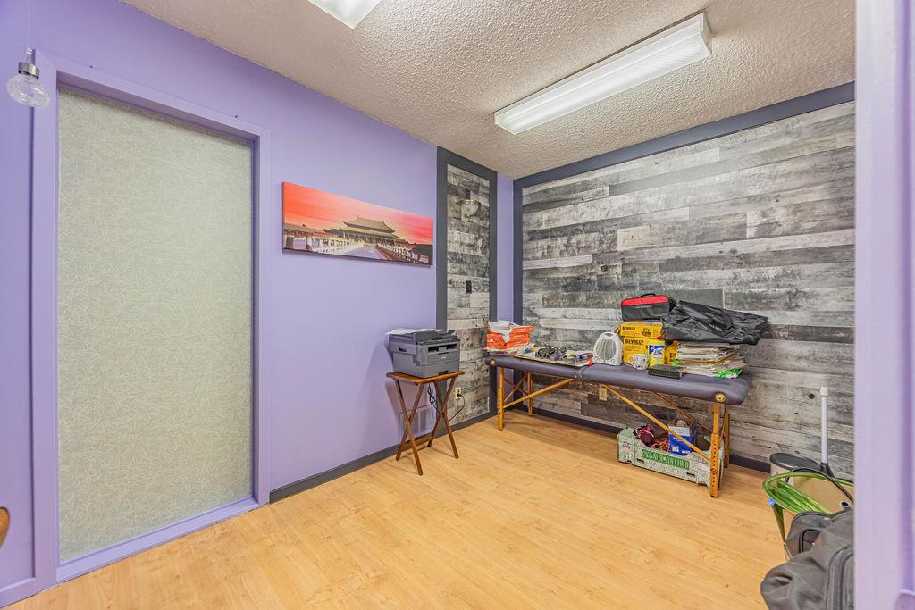 9865 85 Avenue, Edmonton, Alberta T6E 2J5 - Photo 24 - 43688833