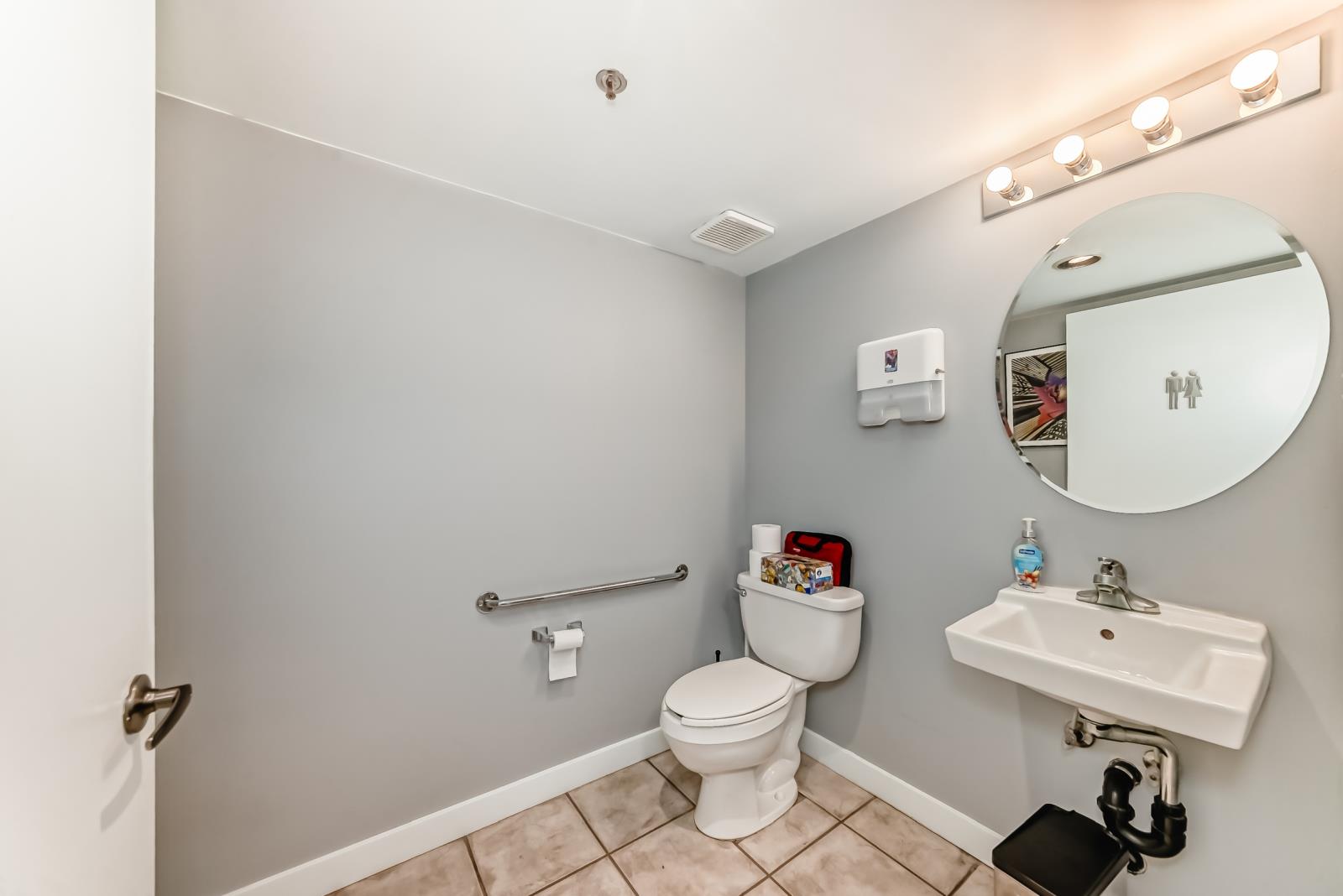 10086  164 Street NW, Edmonton, Alberta  T5P 4Y3 - Photo 13 - 43688959