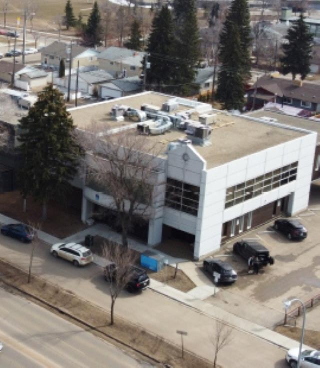 10305  Princess Elizabeth Avenue, Edmonton, Alberta  T5G 0Y5 - Photo 5 - 43689272