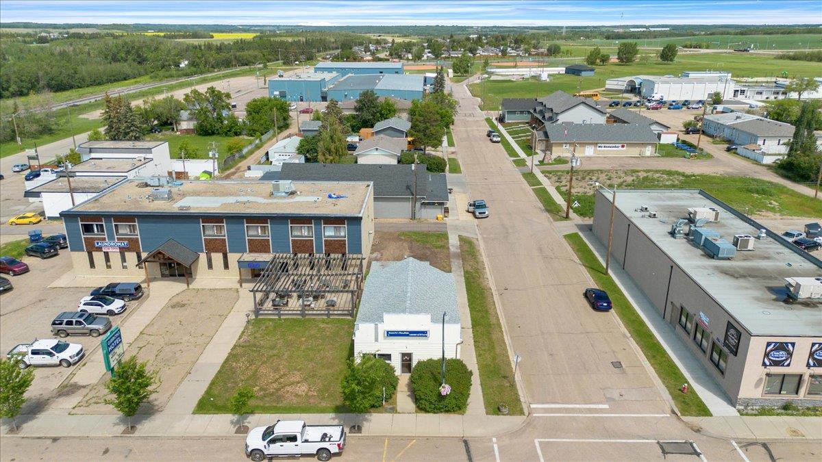 5002  50 Avenue, Gibbons, Alberta  T0A 1N0 - Photo 2 - 43689875