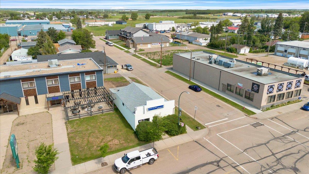 5002  50 Avenue, Gibbons, Alberta  T0A 1N0 - Photo 4 - 43689875