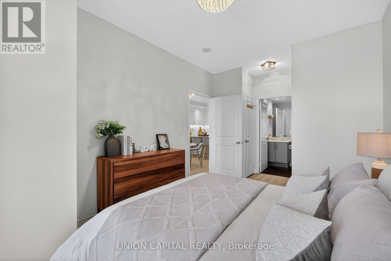 1501 - 21 Grand Magazine Street, Toronto, Ontario  M5V 1B5 - Photo 14 - C12707466