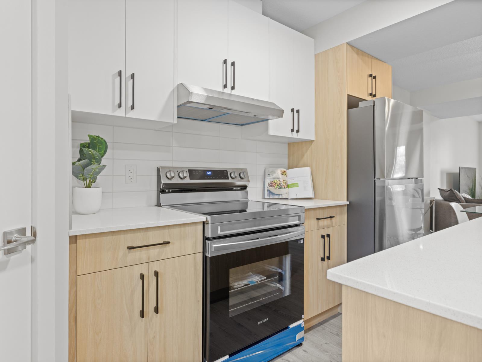 12007  106 Street, Edmonton, Alberta  T5G 2R5 - Photo 28 - 43690214