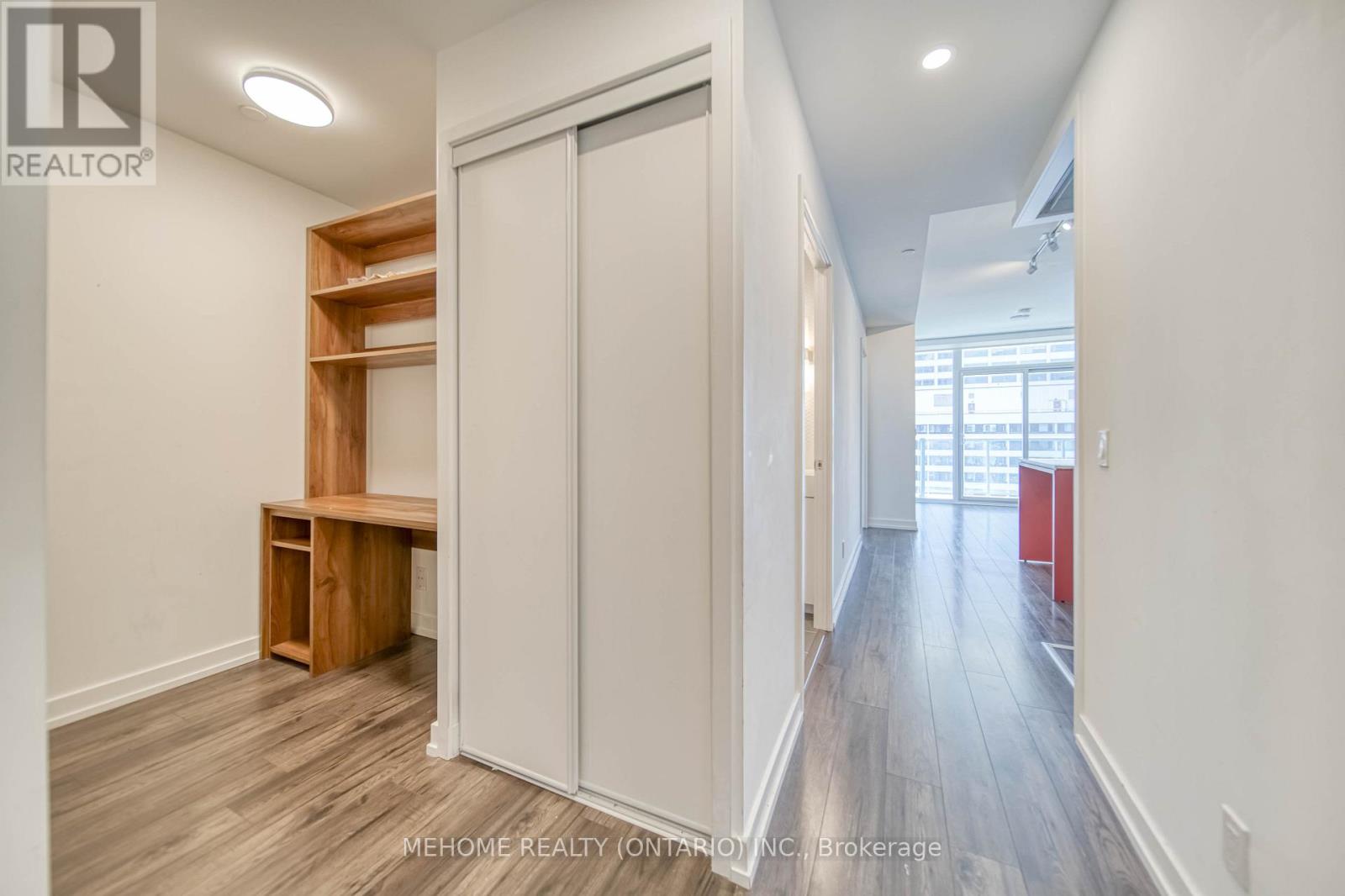 1307 - 33 Helendale Avenue, Toronto, Ontario  M4R 1C5 - Photo 8 - C12707540