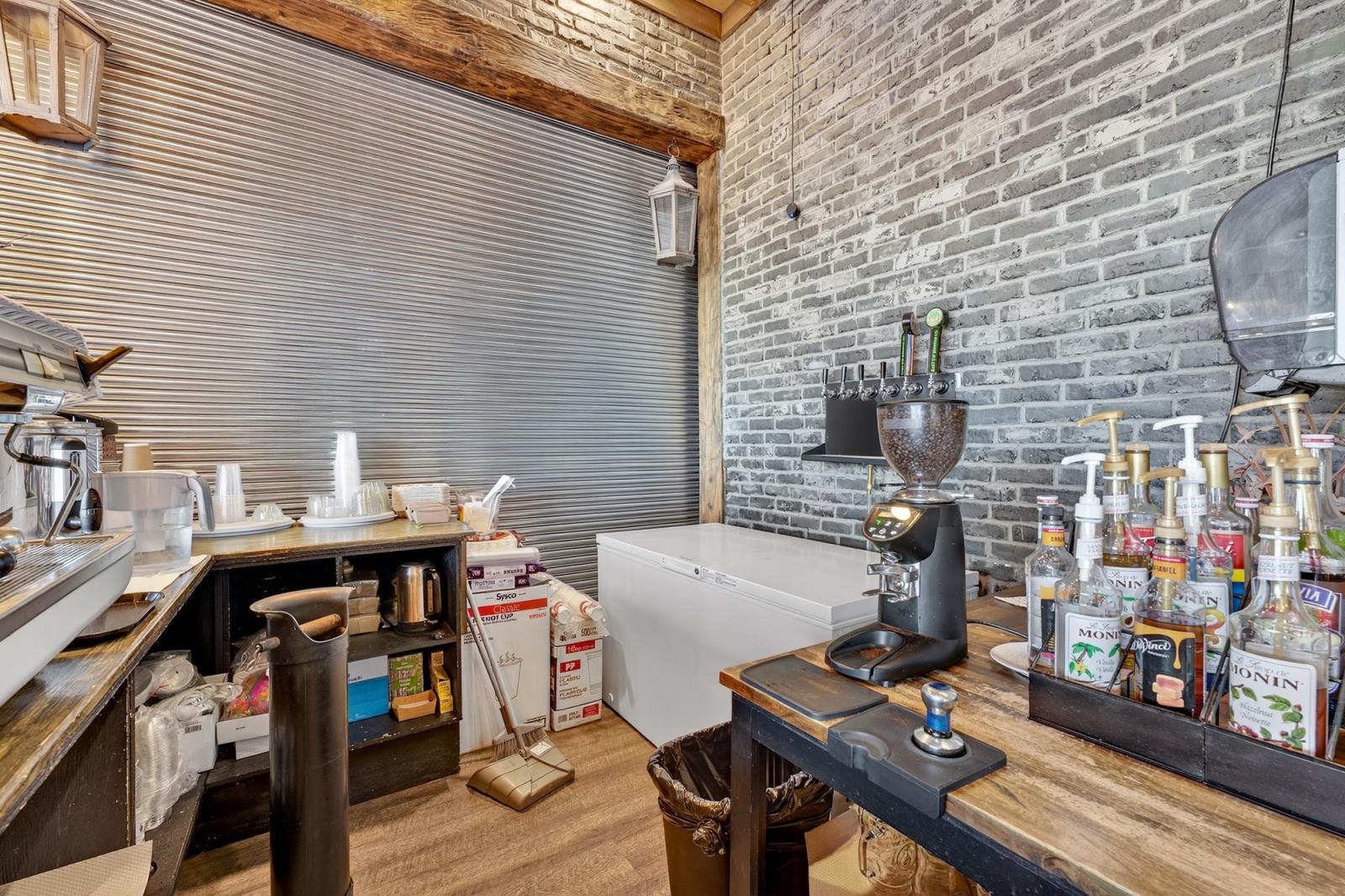 8278  175 St NW, Edmonton, Alberta  T5T 1V1 - Photo 23 - 43967370