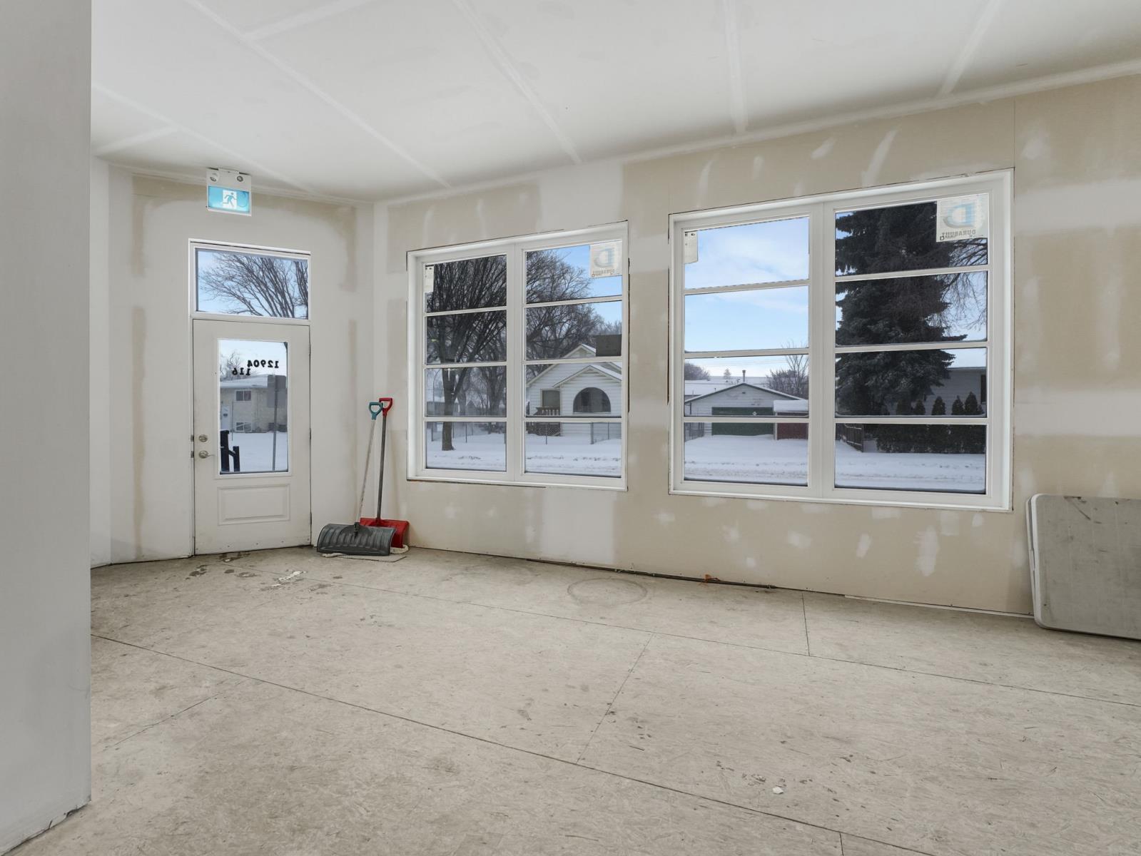 12904  116 Street, Edmonton, Alberta  T5E 5H4 - Photo 9 - 44039892