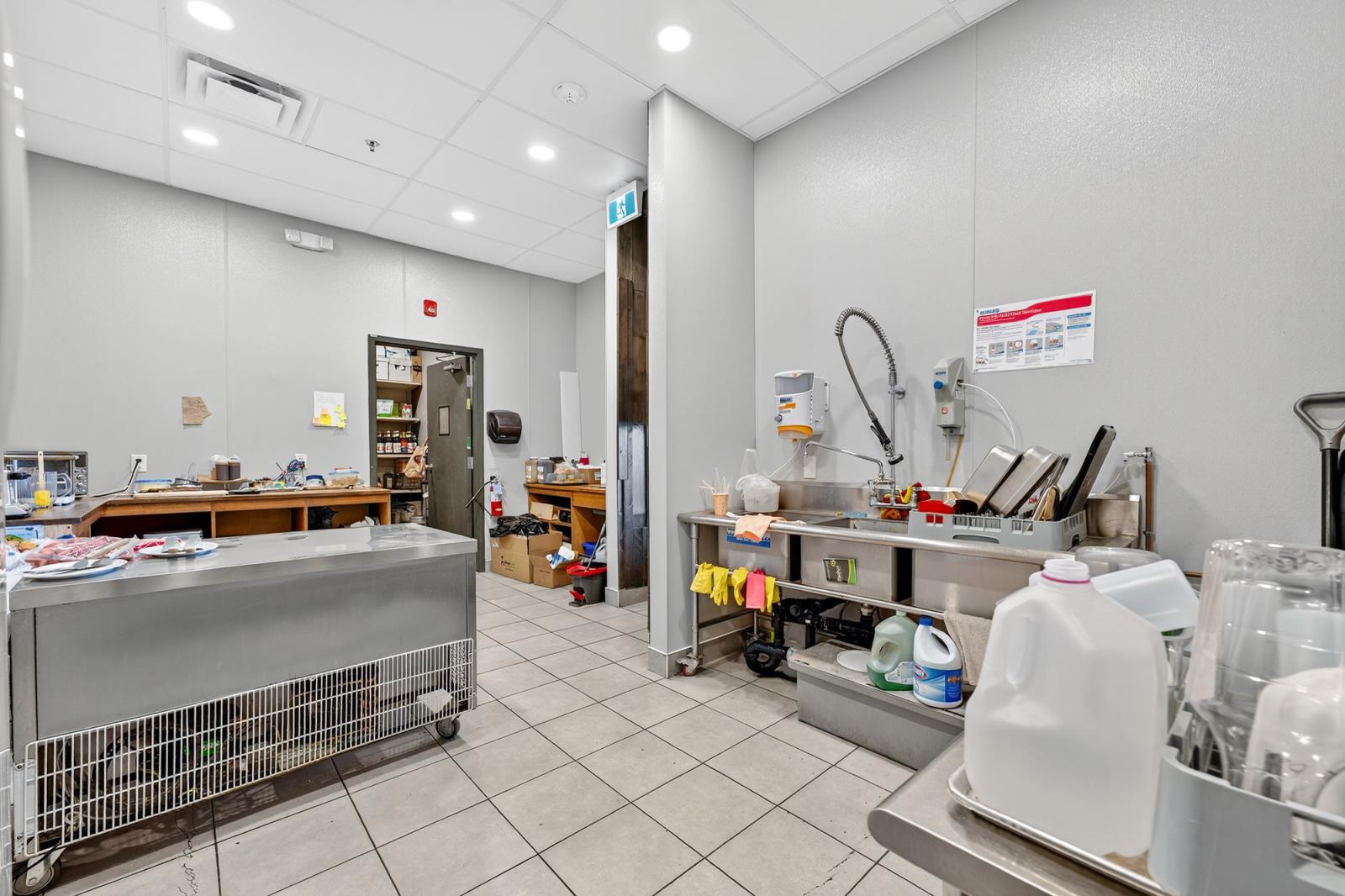 8278  175 St NW, Edmonton, Alberta  T5T 1V1 - Photo 34 - 43967370