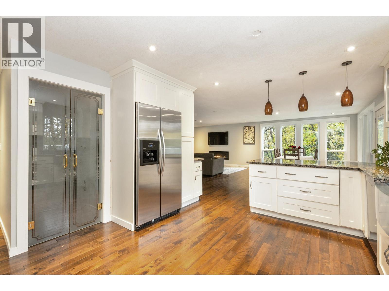 24445 104 Avenue, Maple Ridge, British Columbia  V2W 1J2 - Photo 6 - R3063972