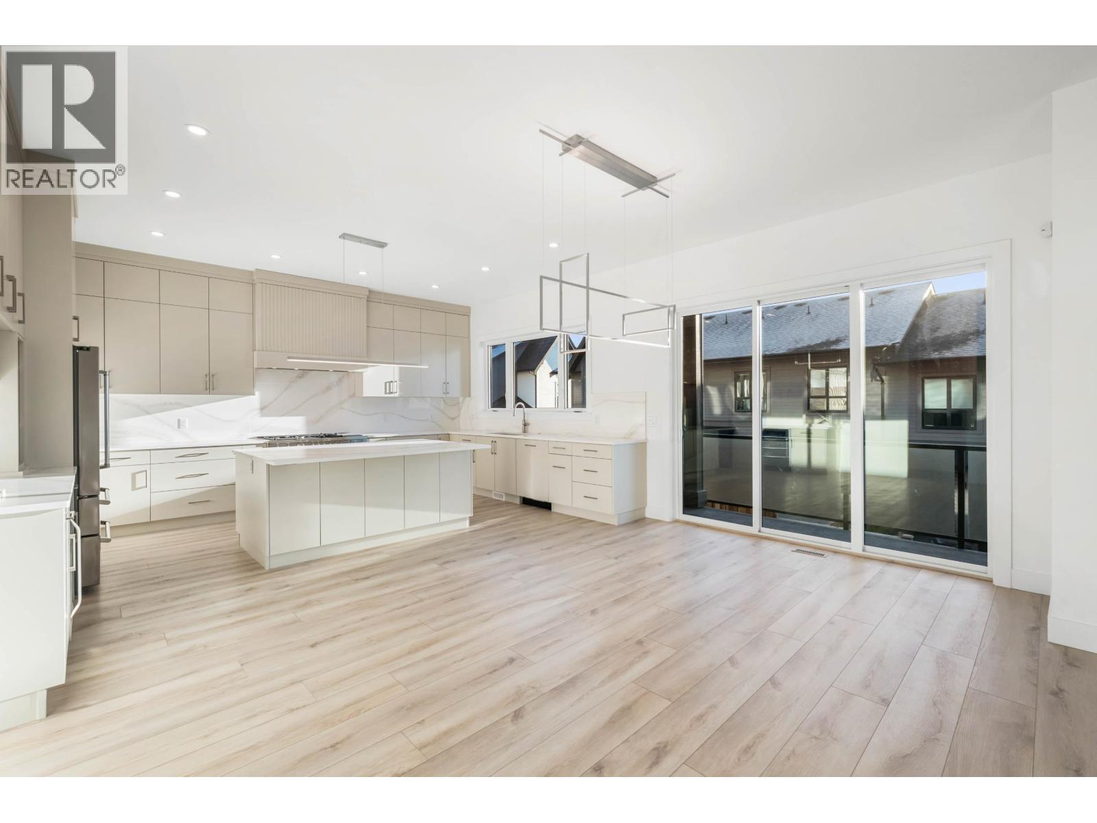 3552 Monson Crescent, Coquitlam, British Columbia  V3B 0S2 - Photo 3 - R3024844