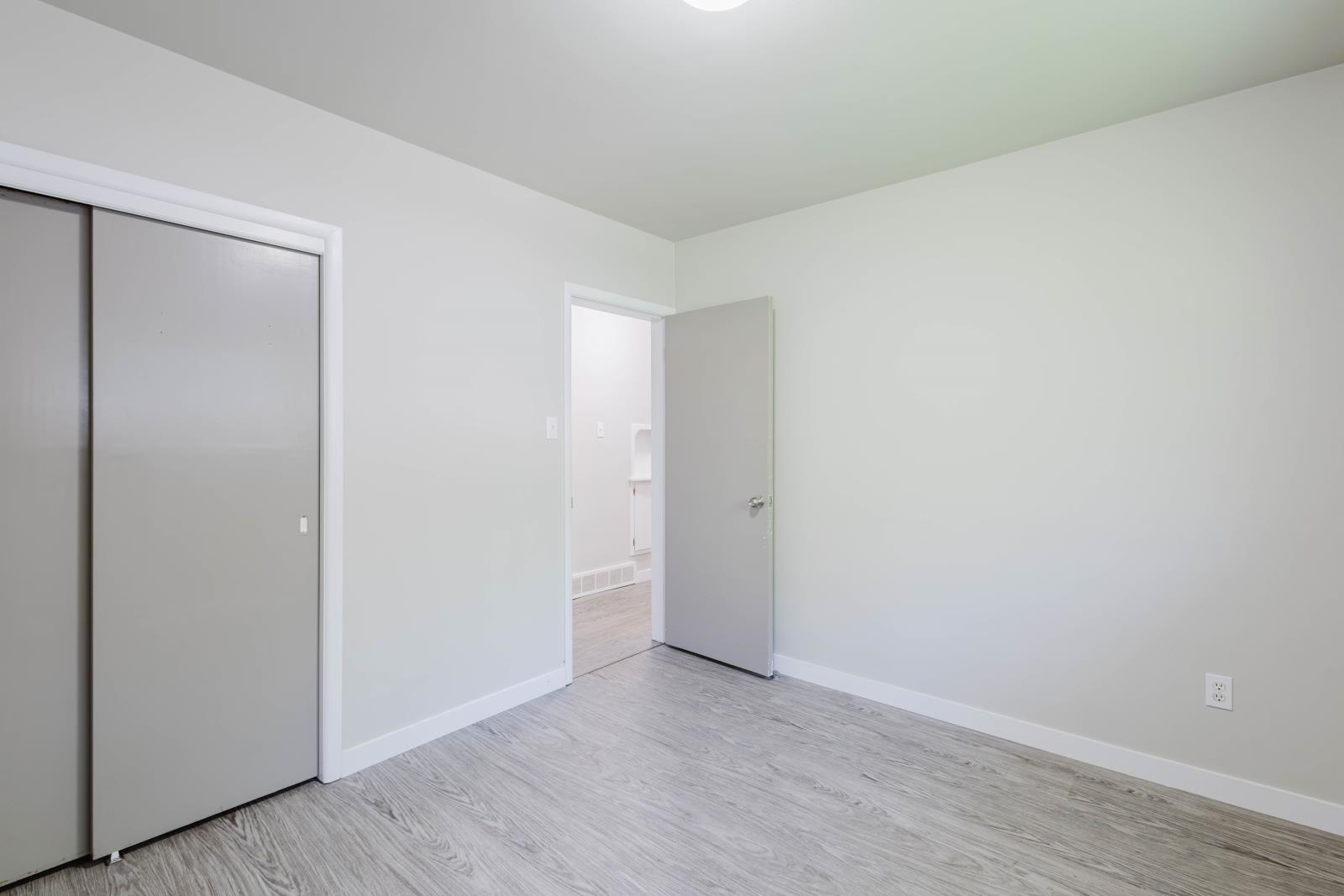 8504  98 Street, Edmonton, Alberta  T6E 3M3 - Photo 12 - 44046325