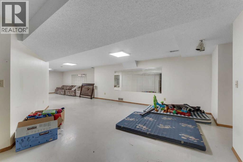 20 Templehill Crescent, Calgary, Alberta  T1Y 4C5 - Photo 16 - A2280127