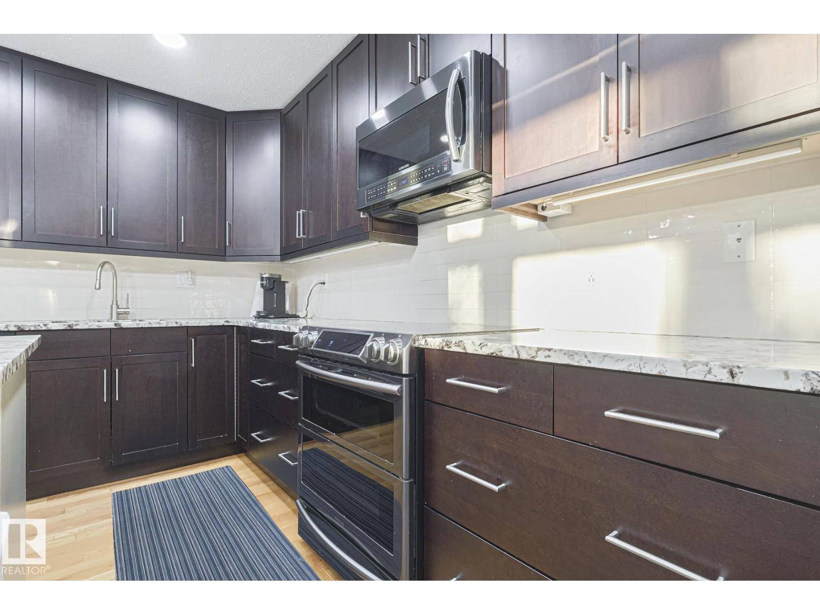 17607 55 Av Nw, Edmonton, Alberta  T6M 1C8 - Photo 11 - E4469392