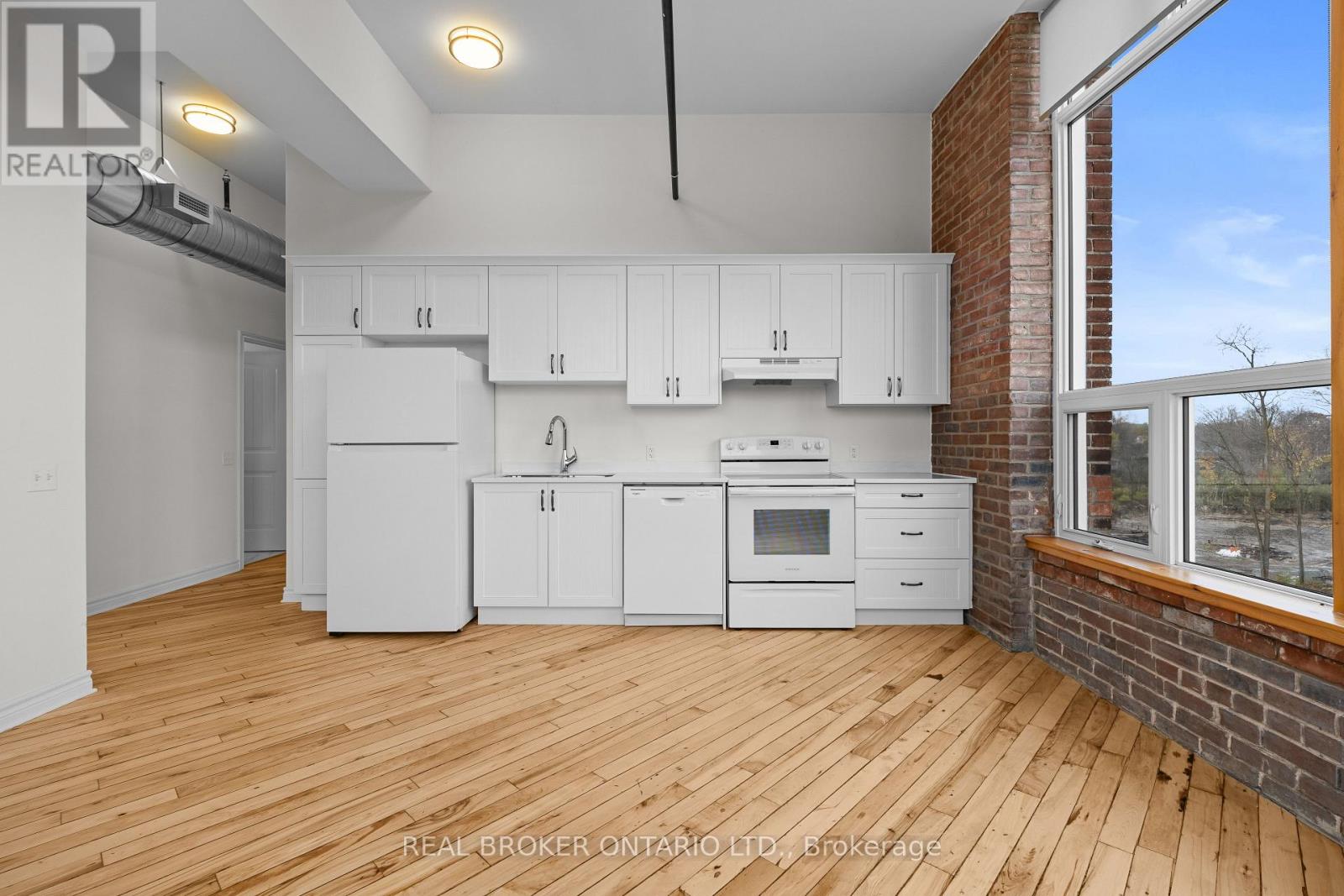 150 Mill Street, Carleton Place, Ontario  K7C 1T4 - Photo 8 - X12707556