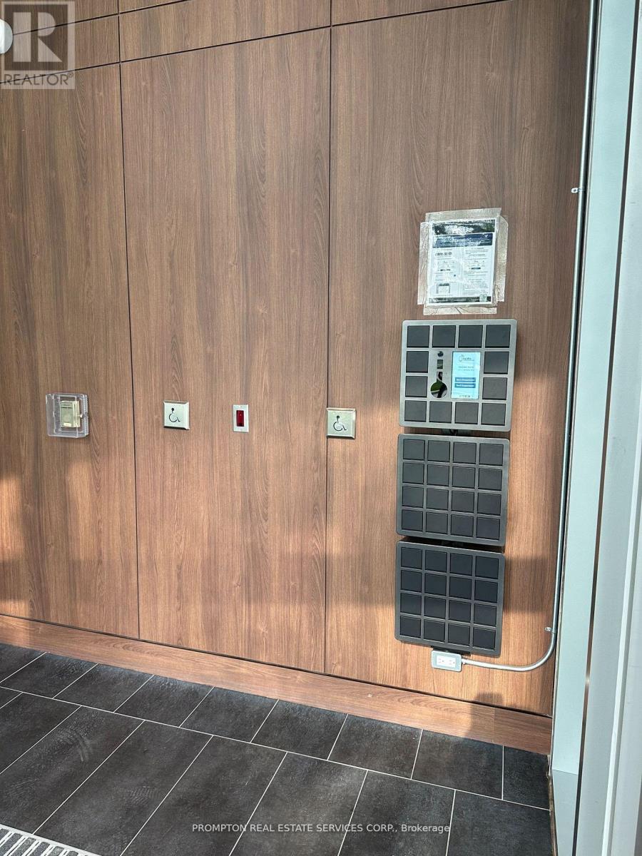 2703 - 117 Mcmahon Drive, Toronto, Ontario  M2K 0E4 - Photo 18 - C12707552