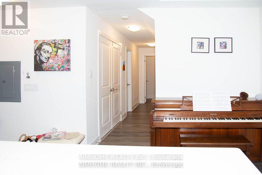 16 - 8 Sayers Lane, Richmond Hill, Ontario  L4E 1J4 - Photo 8 - N12707564