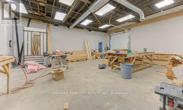 40 Lancaster Street W, Kitchener, Ontario  N2H 4S9 - Photo 10 - X12707560