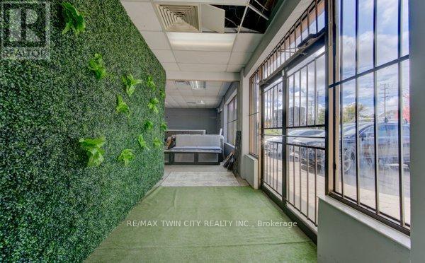 40 Lancaster Street W, Kitchener, Ontario  N2H 4S9 - Photo 6 - X12707560