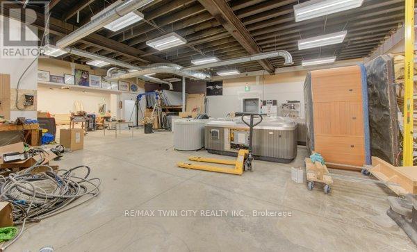 40 Lancaster Street W, Kitchener, Ontario  N2H 4S9 - Photo 8 - X12707560