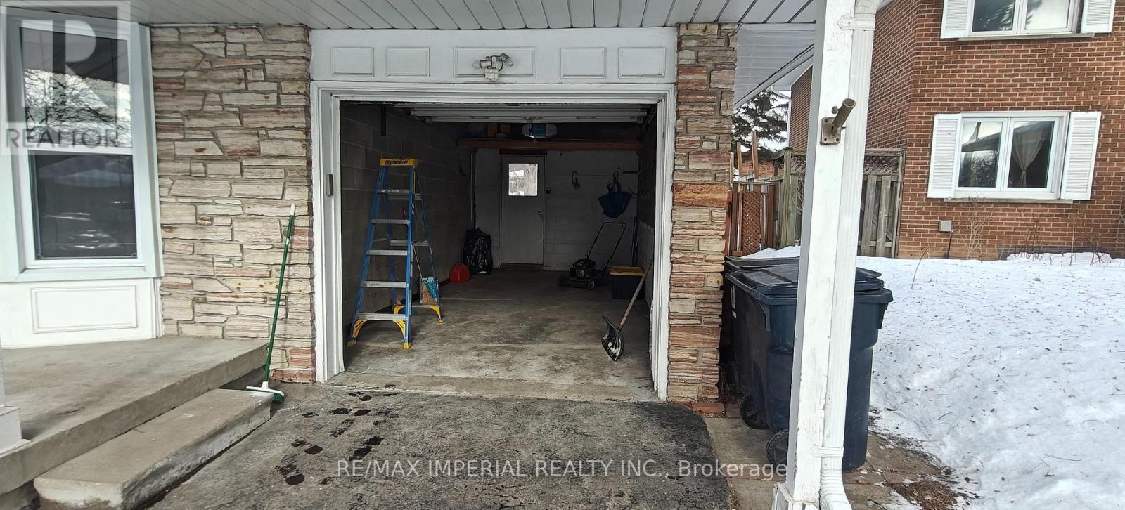 70 Mcnicoll Avenue, Toronto, Ontario  M2H 2A8 - Photo 3 - C12706882