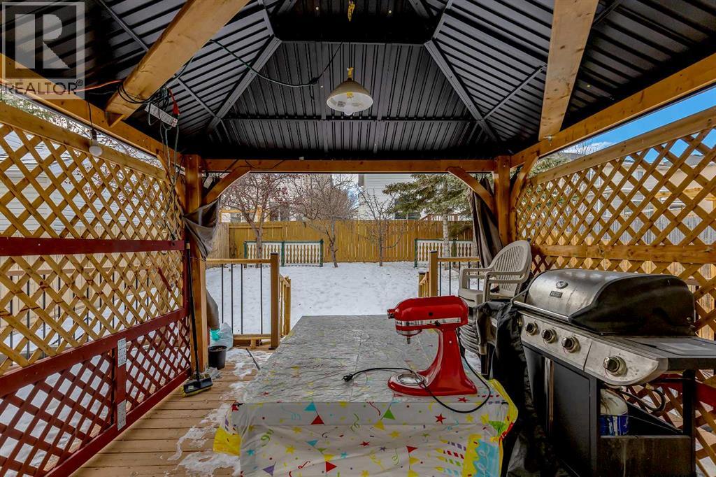 710 Coral Springs Boulevard Ne, Calgary, Alberta  T3J 3T3 - Photo 43 - A2278006