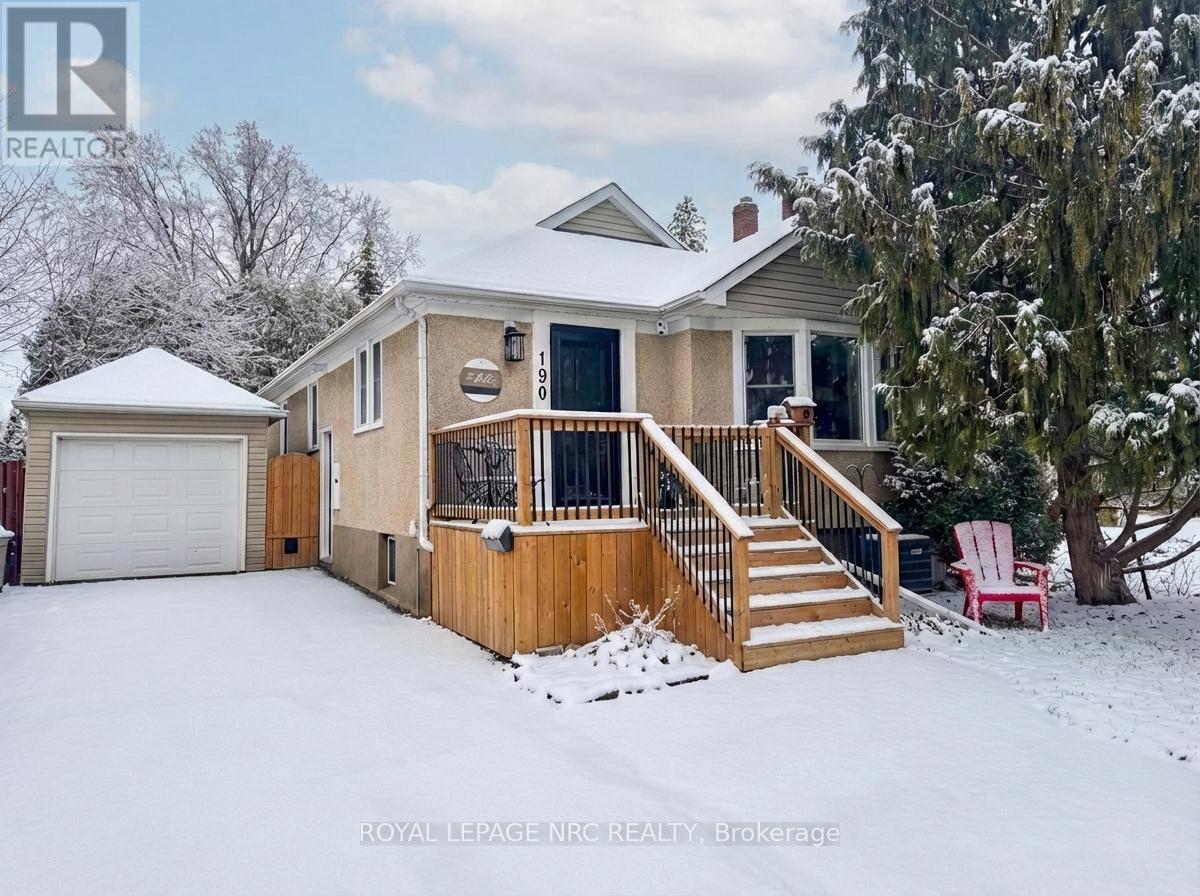 190 Carlton Street, St. Catharines, Ontario  L2R 1S4 - Photo 2 - X12574456