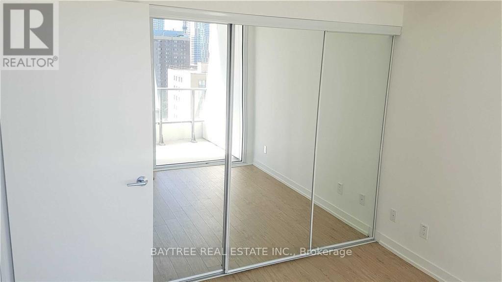 1801 - 85 Wood Street, Toronto, Ontario  M4Y 0E8 - Photo 5 - C12707588