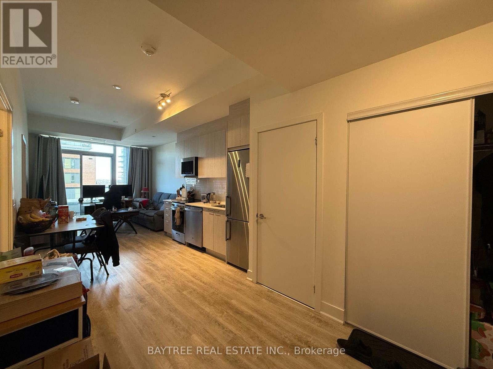 403 - 185 Deerfield Road, Newmarket, Ontario  L3Y 0G7 - Photo 10 - N12707578