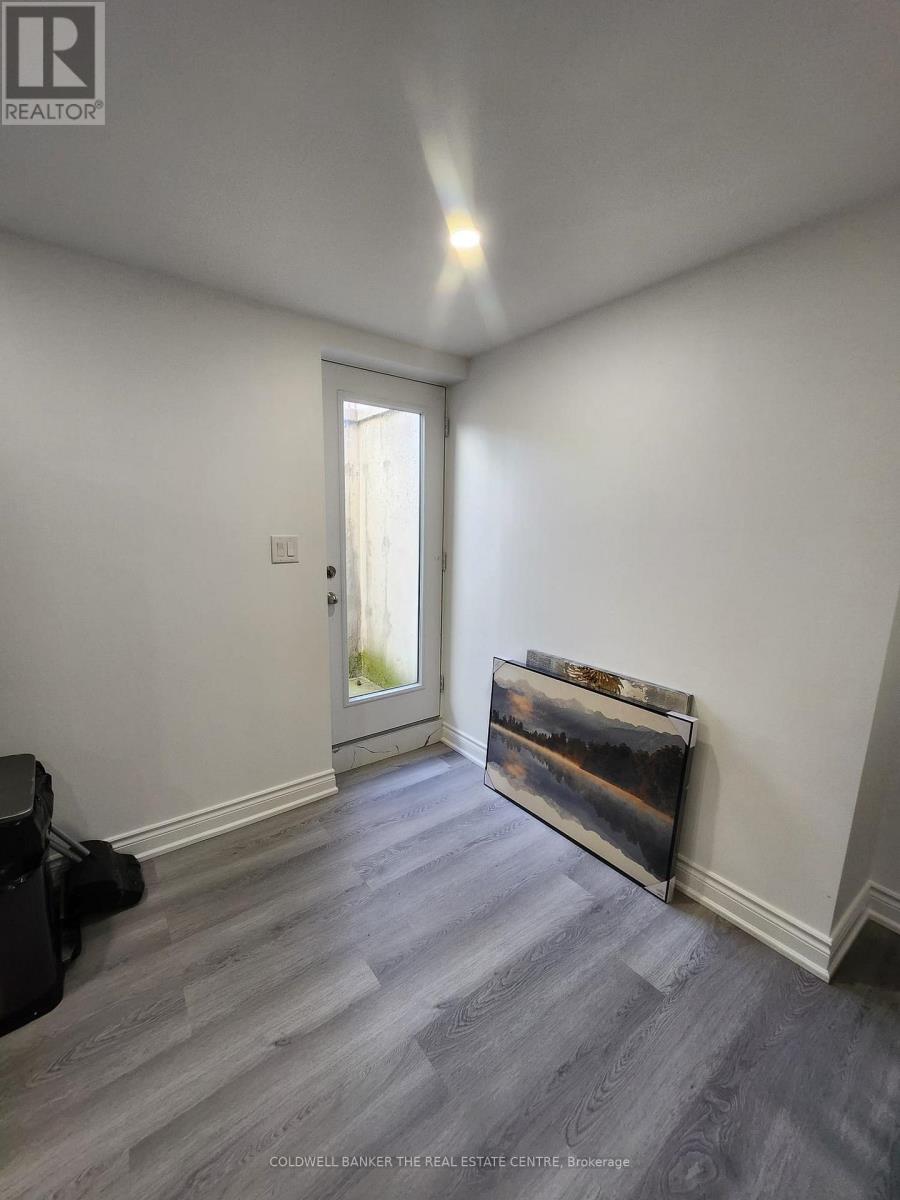 174 Trail Boulevard, Springwater, Ontario  L9X 0S8 - Photo 4 - S12707574