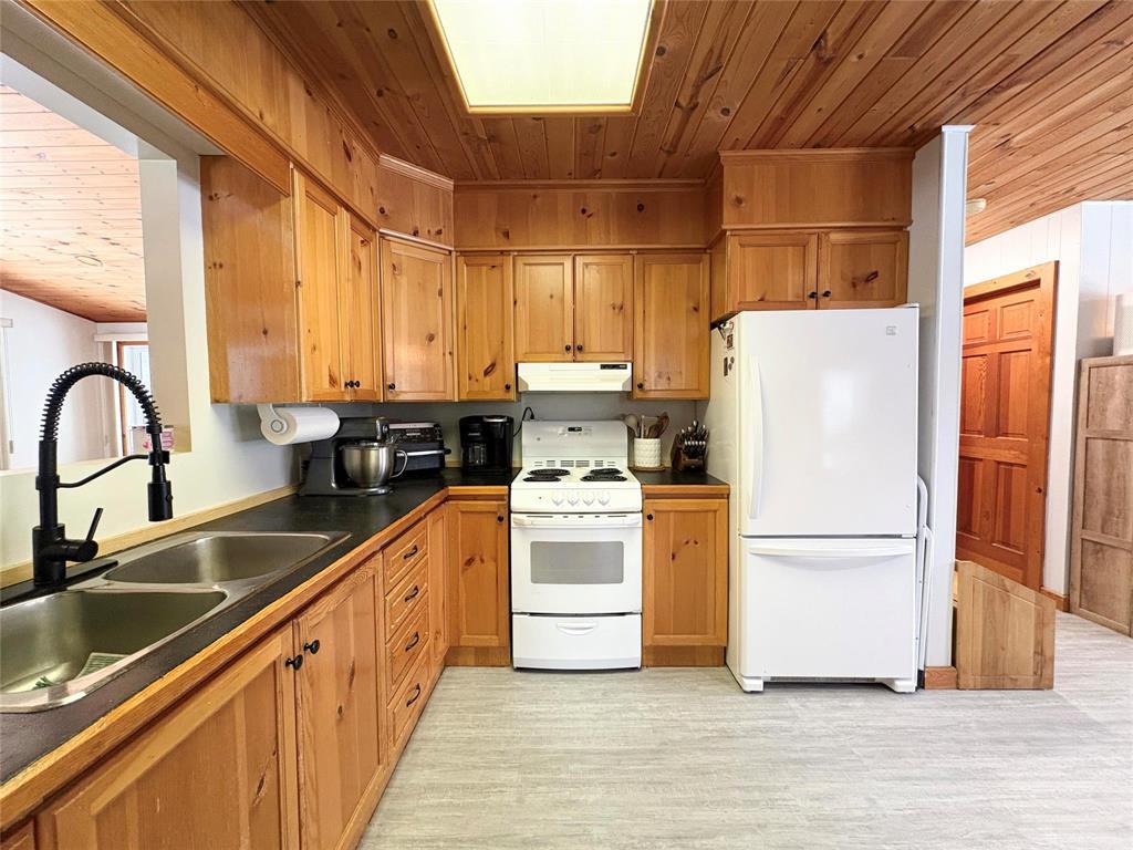 89 Shannon Street, Alexander, Manitoba  R0E 0T0 - Photo 7 - 202600514