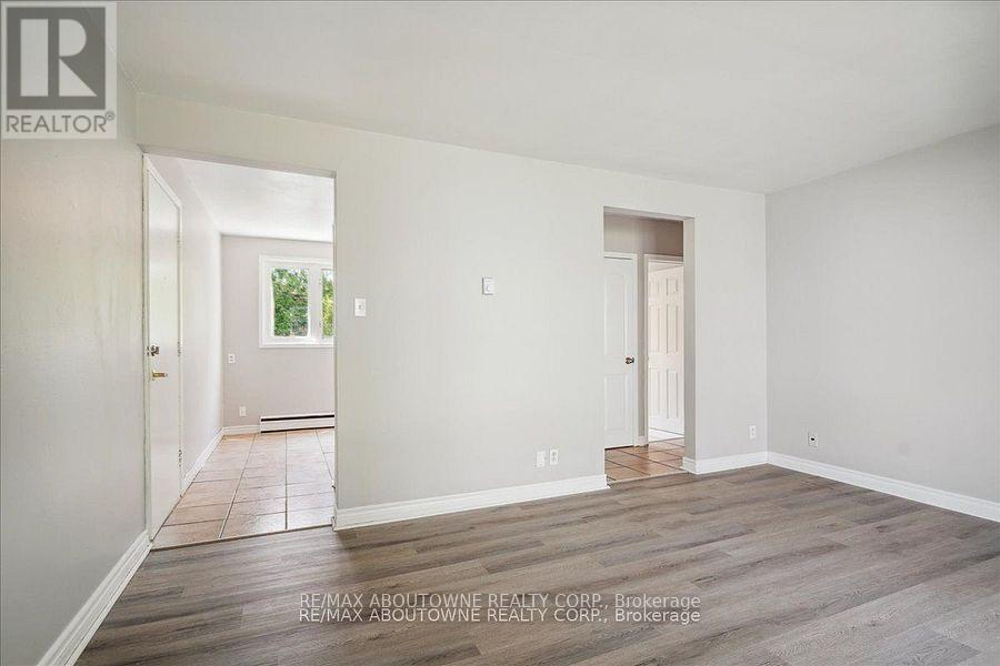 6 - 2320 Hixon Street, Oakville, Ontario  L6L 1T7 - Photo 9 - W12707570