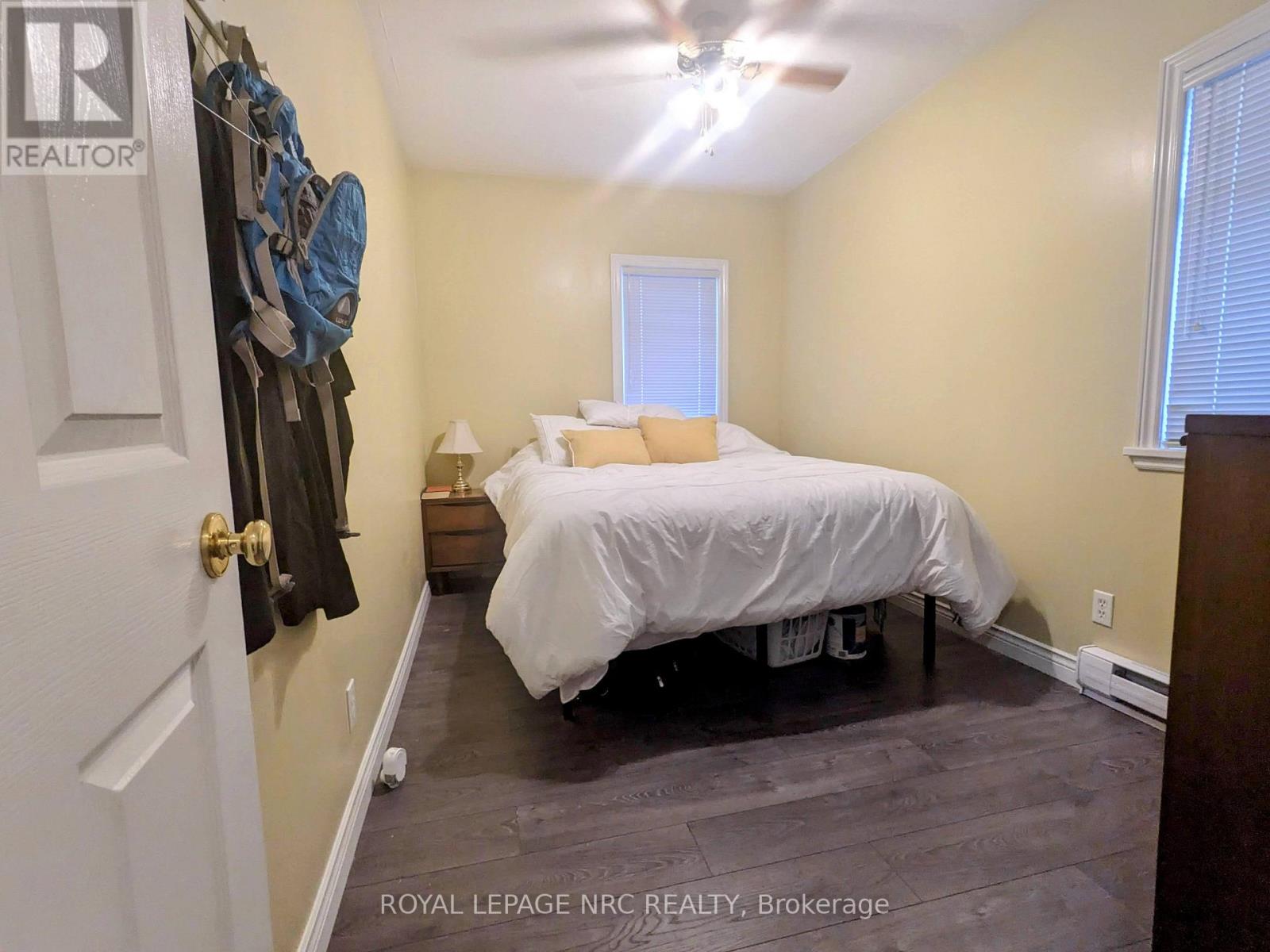 B - 372 Beechwood Avenue, Fort Erie, Ontario  L0S 1B0 - Photo 7 - X12707606