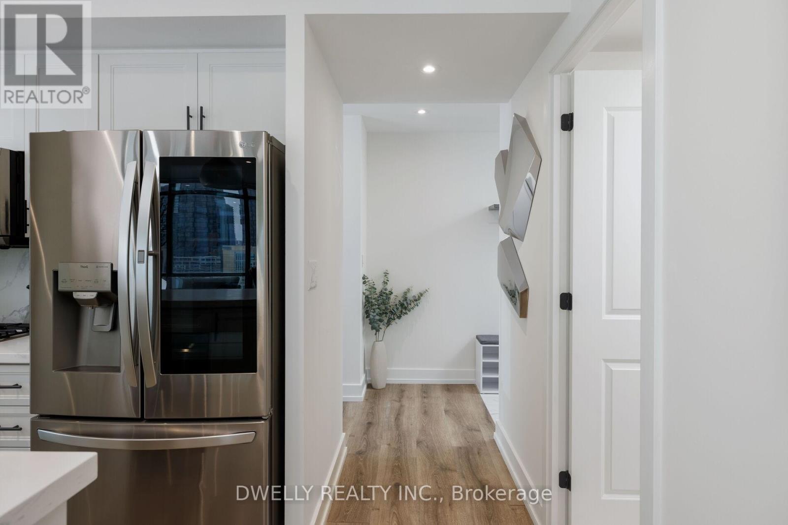 2710 - 5 Mariner Terrace, Toronto, Ontario  M5V 3V6 - Photo 8 - C12707610