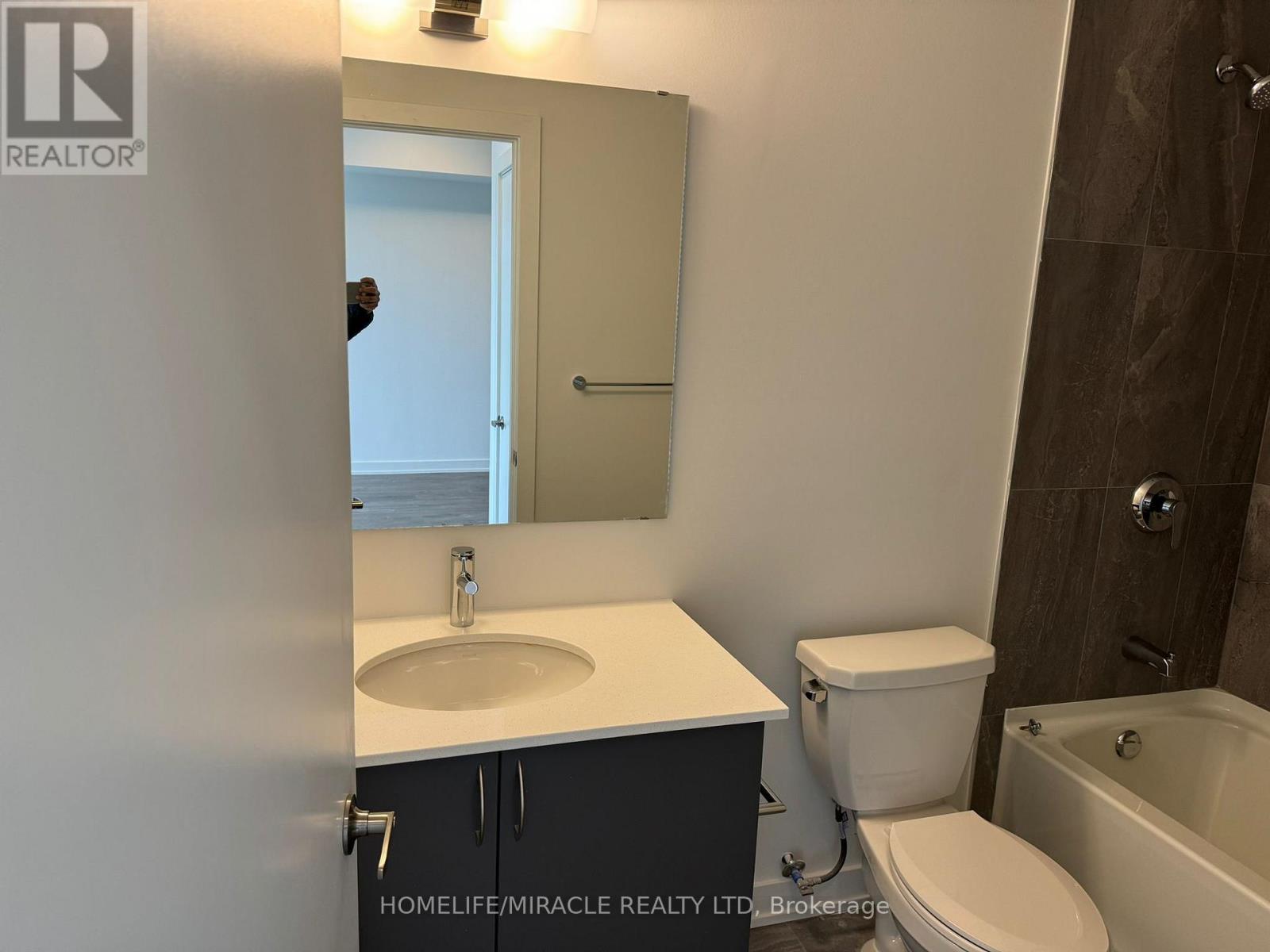 903 - 56 Lakeside Terrace, Barrie, Ontario  L4M 7B9 - Photo 15 - S12707604