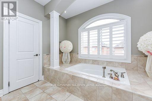 8 Bainsville Circle, Brampton, Ontario  L6P 3A5 - Photo 16 - W12707592