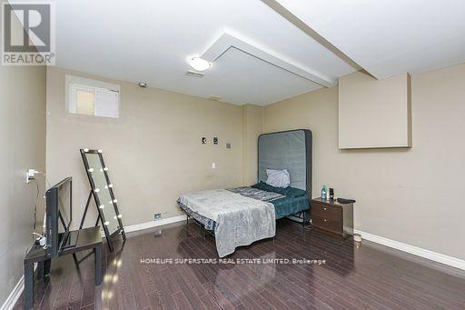 8 Bainsville Circle, Brampton, Ontario  L6P 3A5 - Photo 25 - W12707592