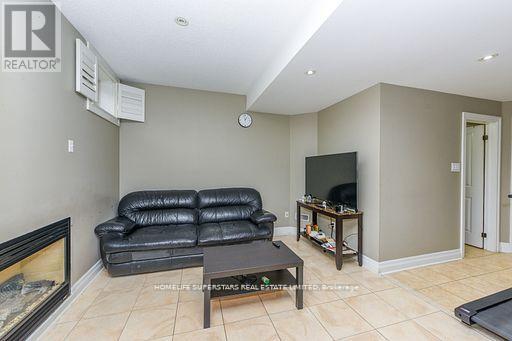 8 Bainsville Circle, Brampton, Ontario  L6P 3A5 - Photo 27 - W12707592