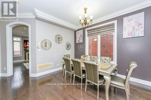 8 Bainsville Circle, Brampton, Ontario  L6P 3A5 - Photo 5 - W12707592